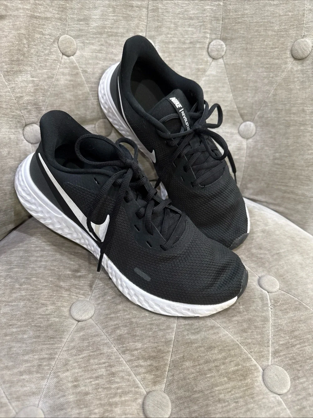 Nike Revolution 5 Anthracite Women's US Size 10 BQ3207-002